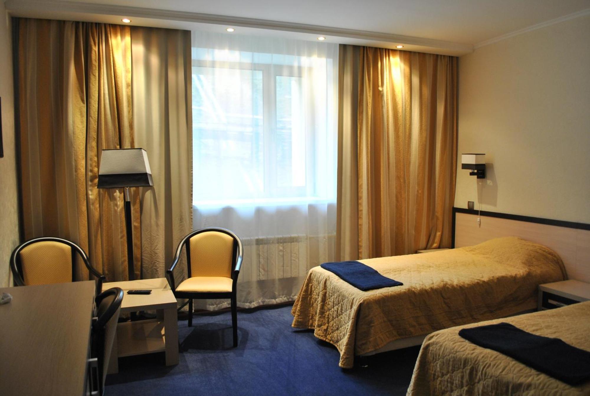 Hotel Pyramiden Buitenkant foto